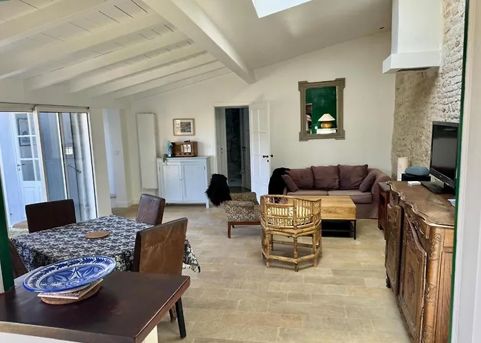 Casa vacanze Charming House With Garden In