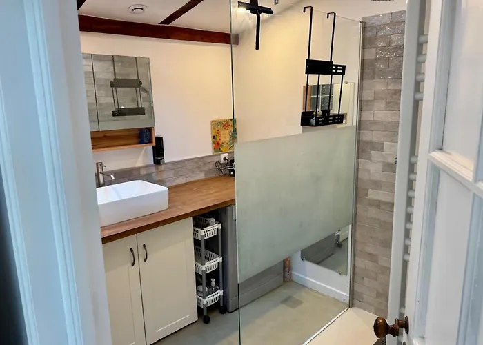 Charming House With Garden In * Ars-en-Ré